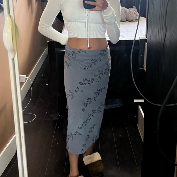 grey midi skirt - Picture 3 of 3